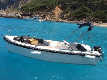 Boot 495 by SILVER YACHT